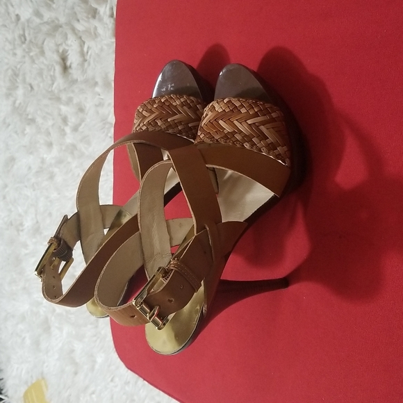 MICHAEL KORS SANDALS - Picture 4 of 12